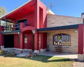 ALTO CHALLAO VENDE CASA DOS PISOS 4D 3B LAS HERAS