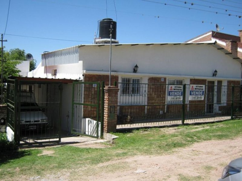 Foto Casa en Venta en Villa Parque Siquiman, Córdoba - U$D 125.000 - CAV99383 - BienesOnLine
