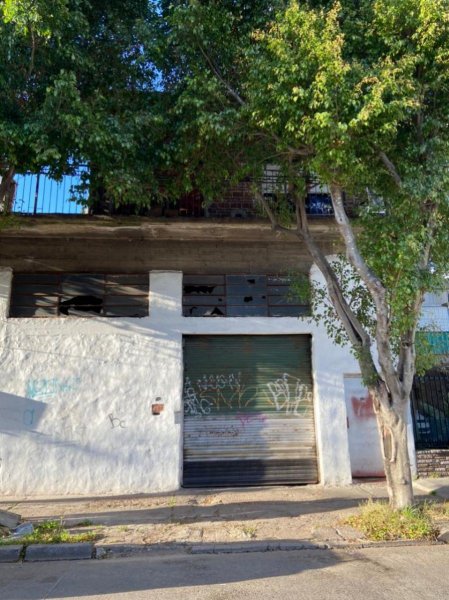 Galpon en Venta en  Villa Adelina, Buenos Aires