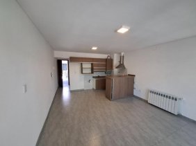Se vende hermoso departamento frontal, ubicado en la calle Perito Moreno 2234, Godoy Cruz. 