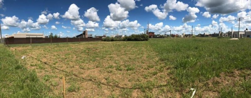 Foto Terreno en Venta en LAS ACEQUIAS, Rosario, Santa Fe - U$D 29.500 - TEV103008 - BienesOnLine