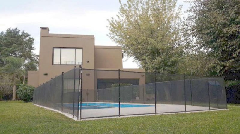 Foto Casa en Venta en El Cazador, Belen de Escobar, Buenos Aires - U$D 265.000 - CAV111117 - BienesOnLine